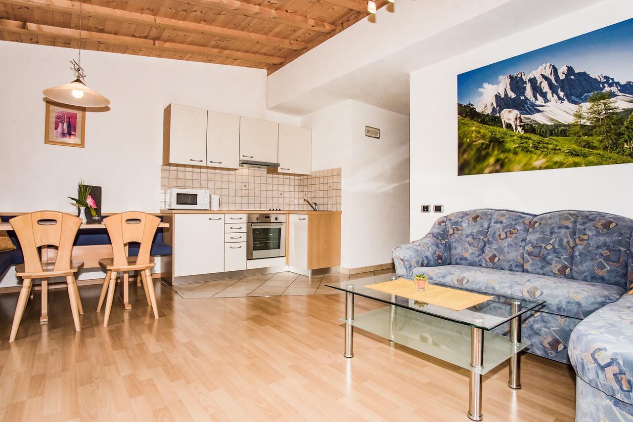 Appartements Sonneck Фунес Экстерьер фото